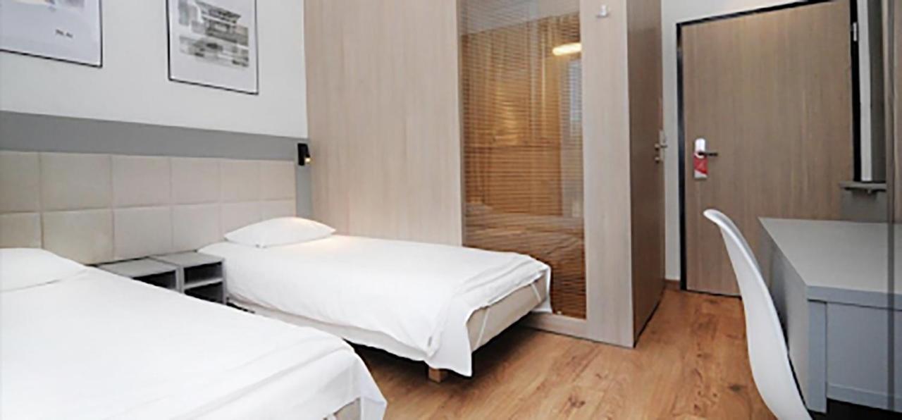 404 Rooms Wolska Apartament Warszawa Exteriör bild