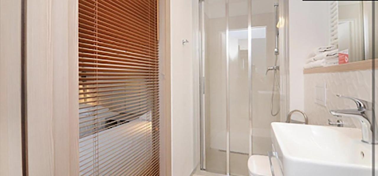 404 Rooms Wolska Apartament Warszawa Exteriör bild