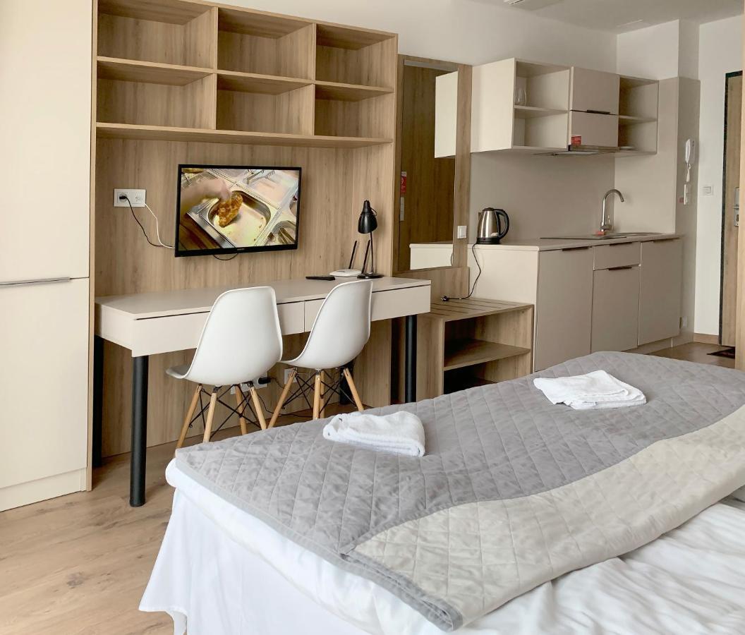 404 Rooms Wolska Apartament Warszawa Exteriör bild